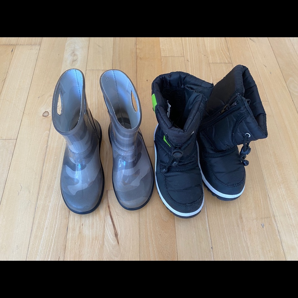 Boy boots rain / snow, size 9/10/11 4-6 y.o.